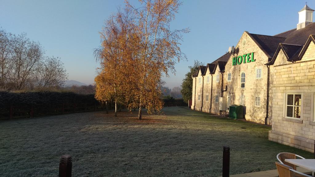 Western Pastures Hotel